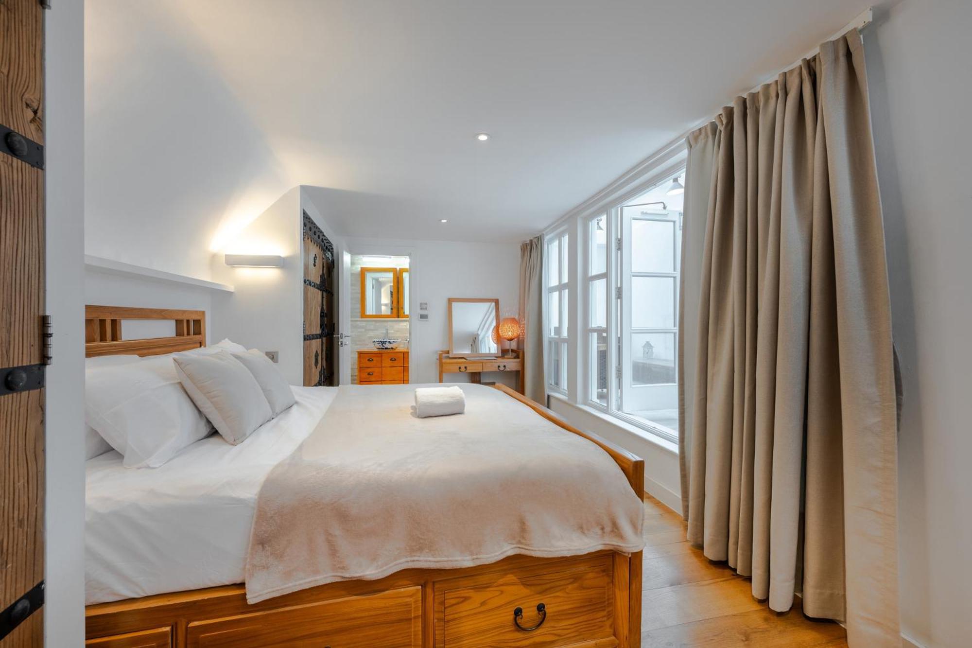 Апартаменты Stunning Duplex In Лондон