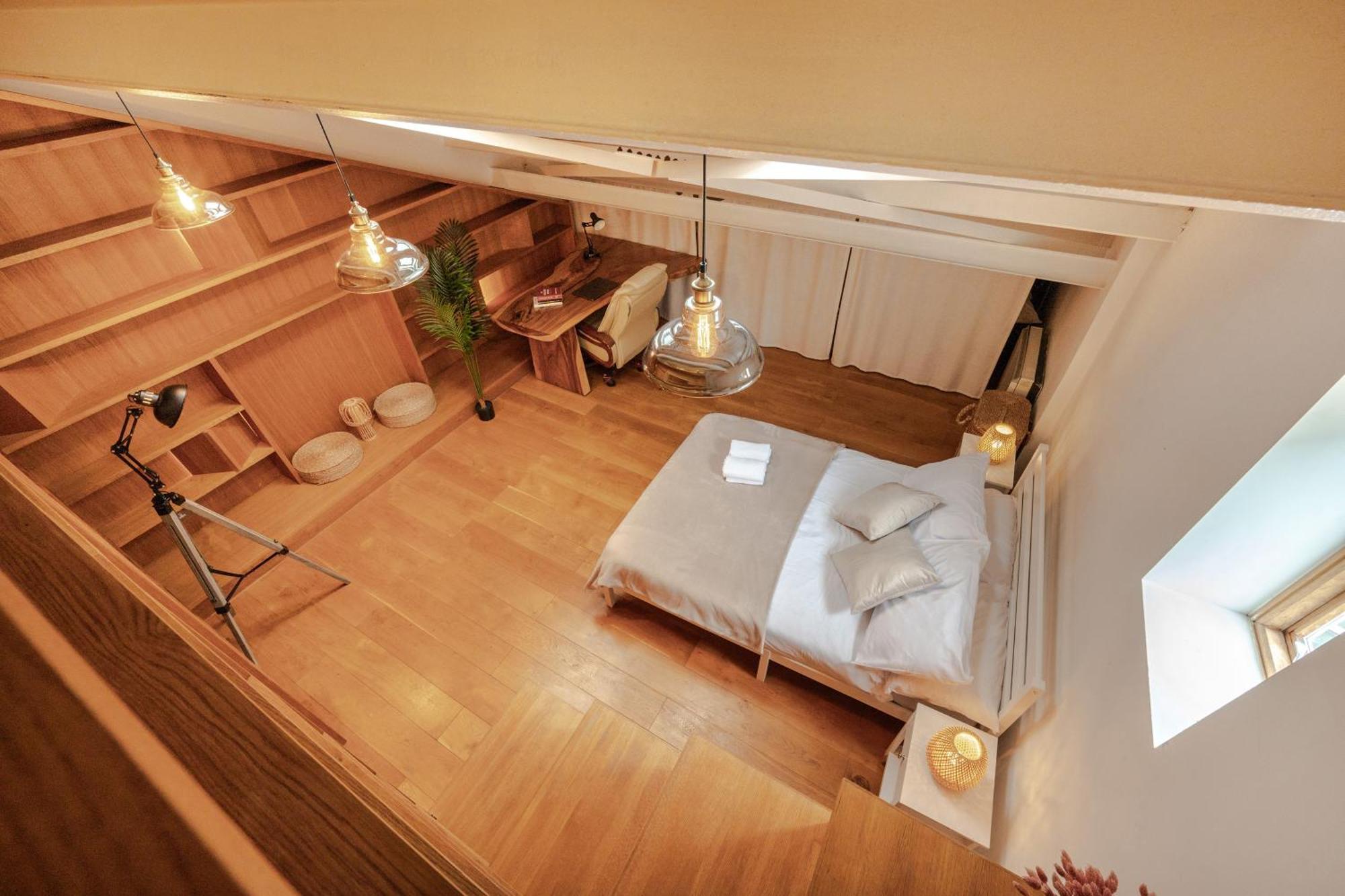 Stunning Duplex In Апартаменты